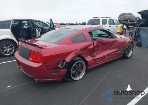 2007 Ford Mustang z USA, uszkodzony, nr VIN 1ZVHT82H675338024